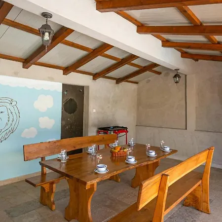 Three-bedroom 0 In * Žminj