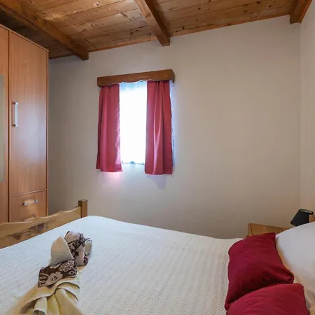 Three-bedroom 0 In * Žminj