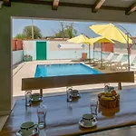 Three-bedroom 0 In *